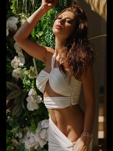 Проститука Питера Нина